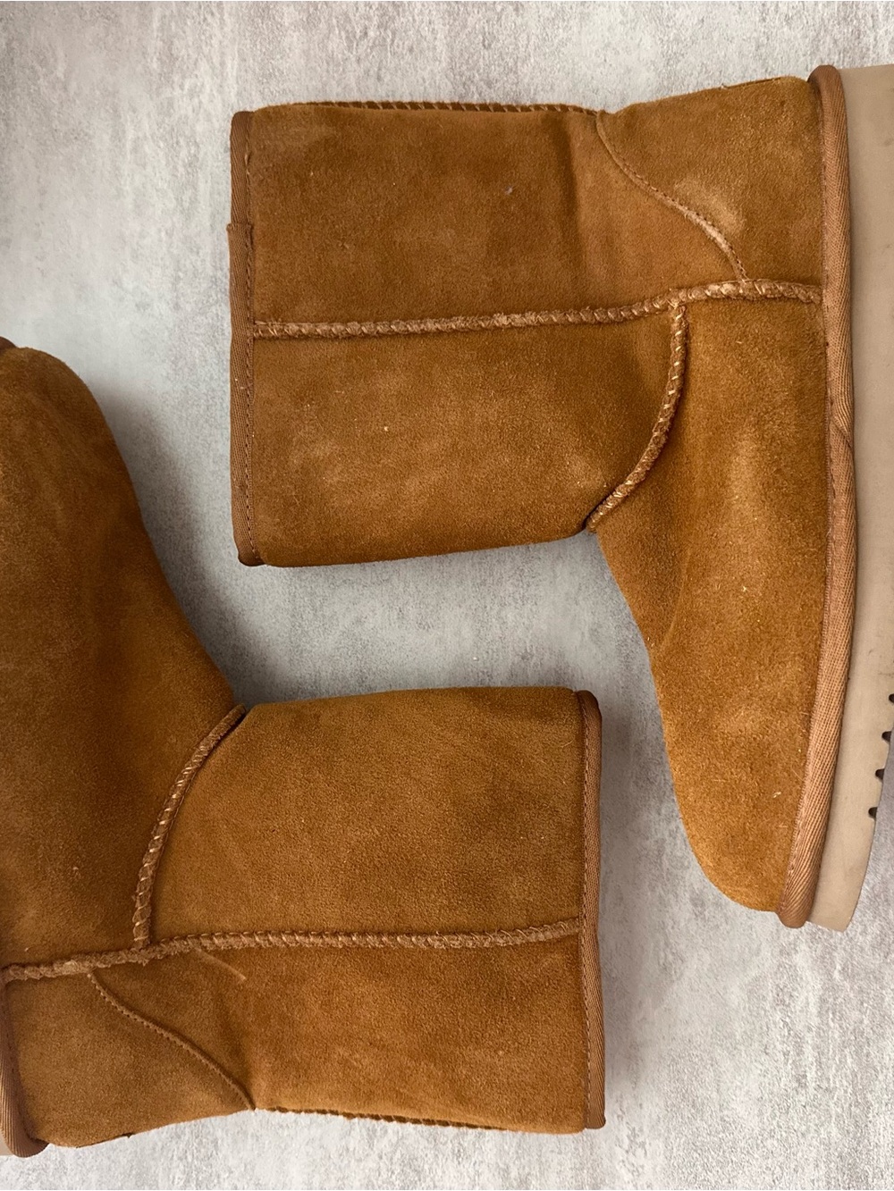 Koolaburra Chestnut Suede Short Winter Boots